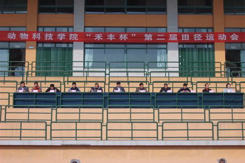 北京市教委专家组到我校现场评查“依法治校示范校”