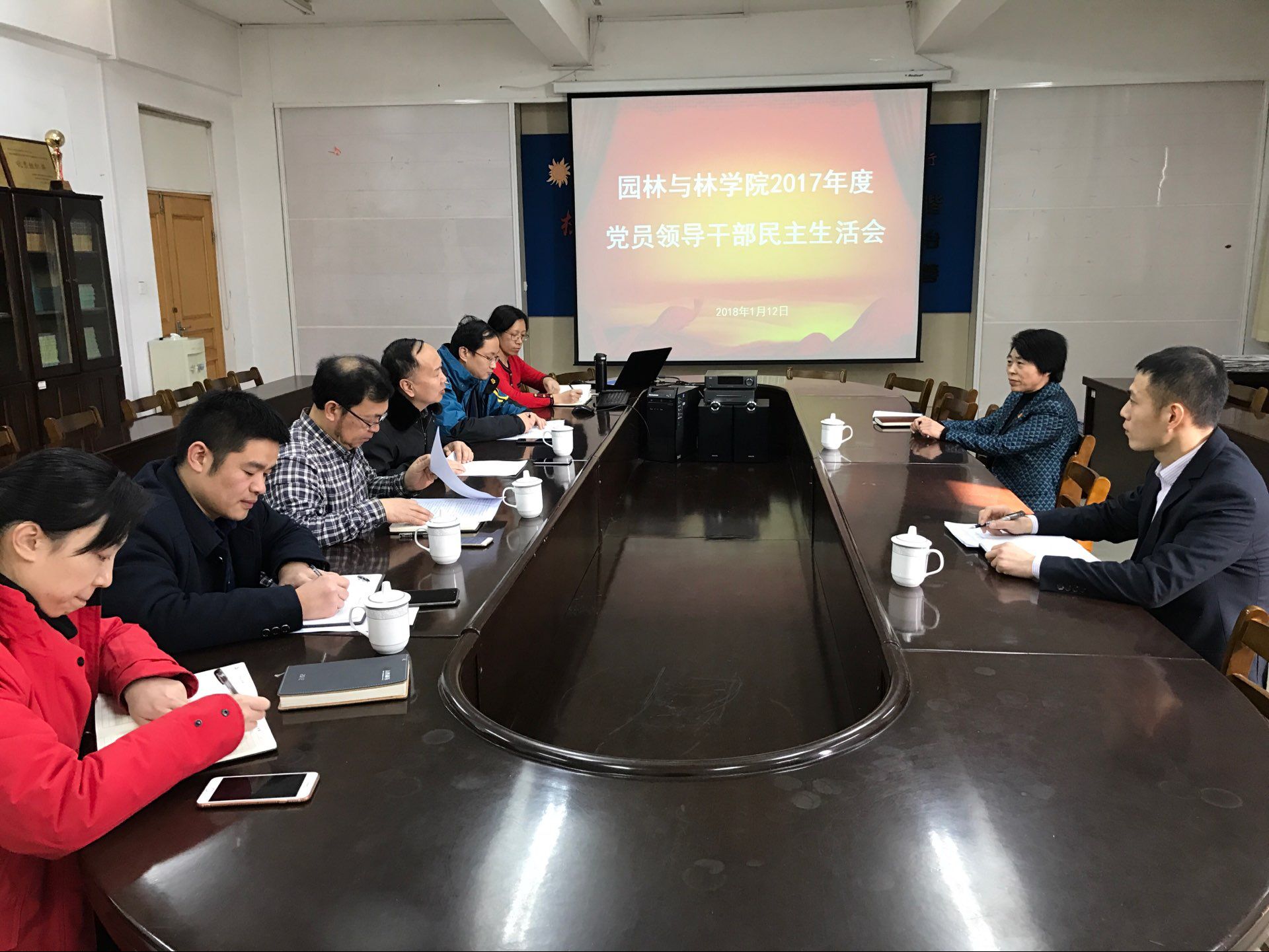 龙湖|房企信用持续分化，稳健龙头韧性生长 住在杭州网 | 2022-04-19