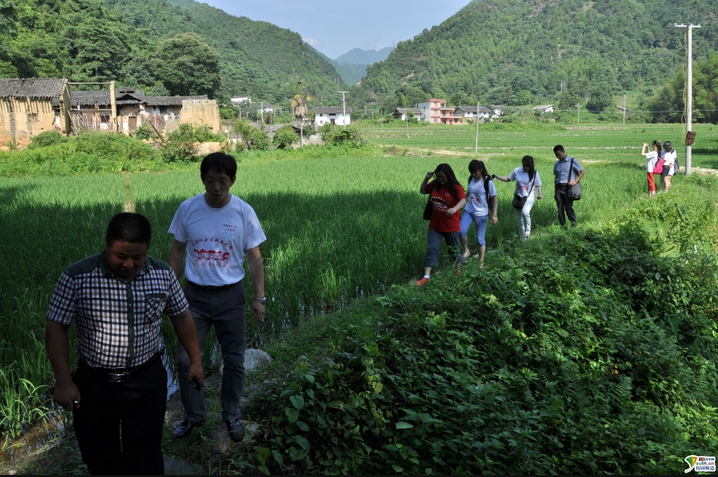 重走红军路，再续革命情